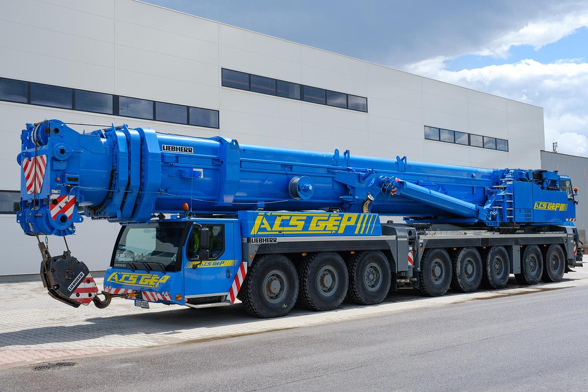 Used 2015 LIEBHERR LTM 1500-8.1