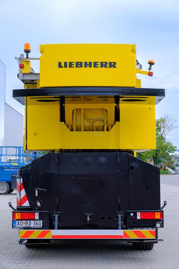 Used 2014 Liebherr LTM 1130-5.1