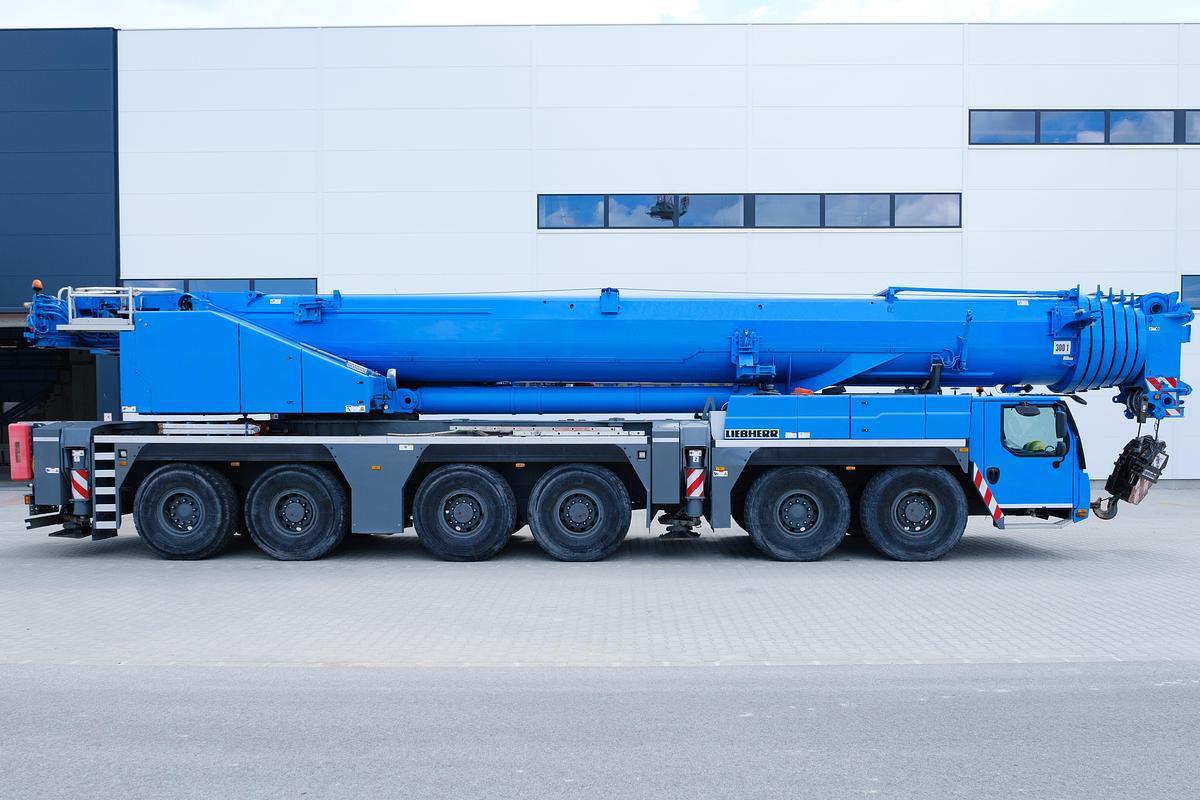 Used 2019 LIEBHERR LTM 1300-6.2