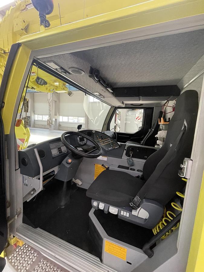 Used Liebherr LTM 1130-5.1