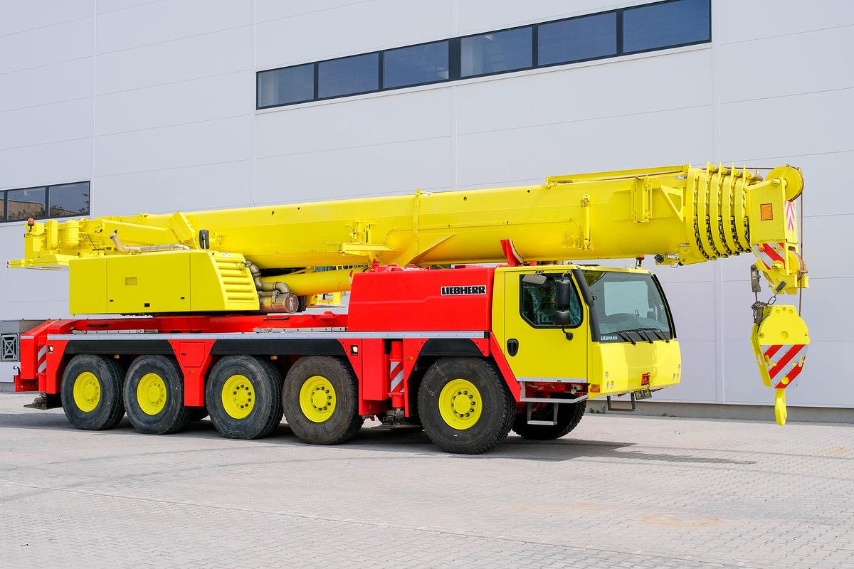 Used Liebherr LTM 1130-5.1