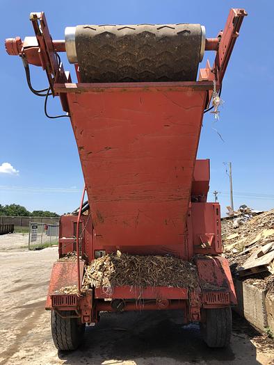 Used 2007 MORBARK 2600 - HORIZONTAL GRINDER