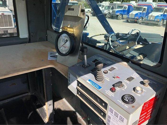 Used 2006 International Eline QuickRig