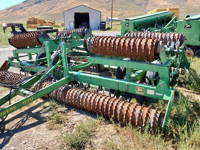 Used 25' John Deere 970 Roller Harrow