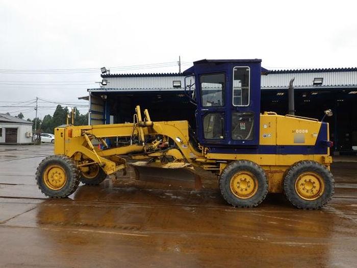Used 1993 KOMATSU GD405A-2