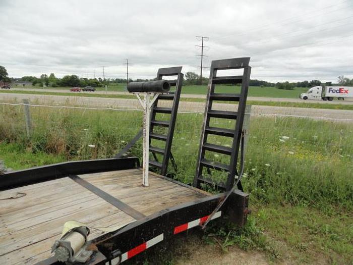 Used 2014 skylift/ versalift SUPER ARBORIST 53/VST521