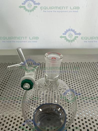 Used Sigma Aldrich  1000 mL Solvent Storage Flask 24/40 w/ 4 mm PTFE stopcock Stopcock