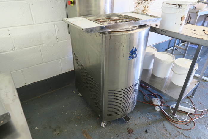 Used Selmi Plus Chocolate Temperer