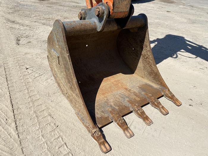 Usato 2019 HITACHI ZX135US-6