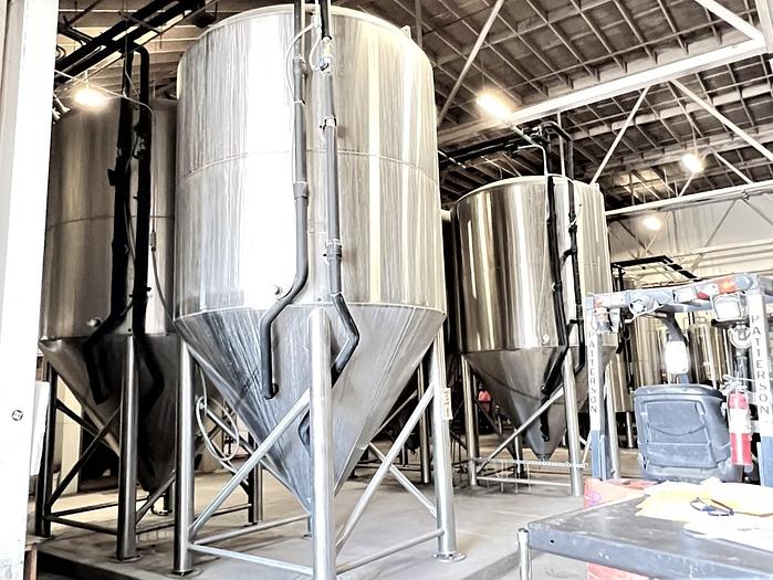Used Tank, 3,100 Gallon, S/st, Jkt, 100 BBL Fermenting Tank, JVNW #C744694