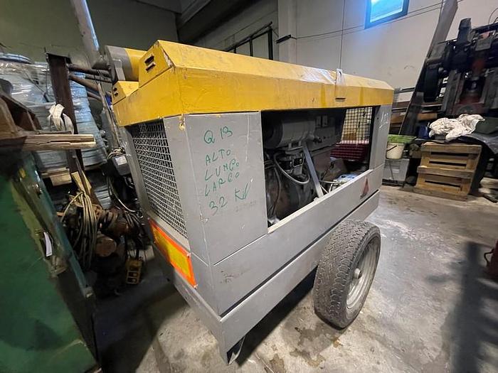 Usato GENERATORE DI CORRENTE 32 KW