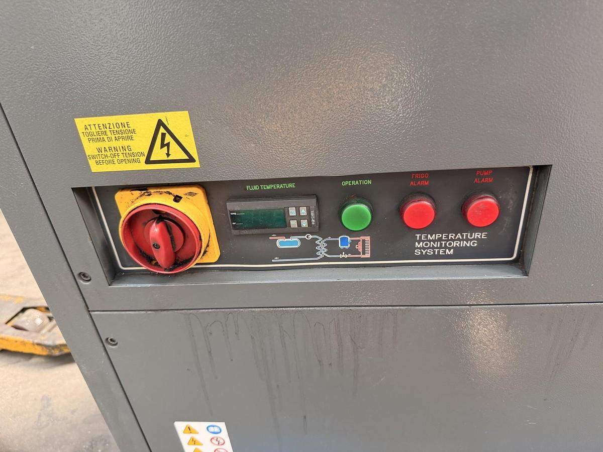 Usato REFRIGERATORE INDUSTRIALE REFIND CHWT 55
