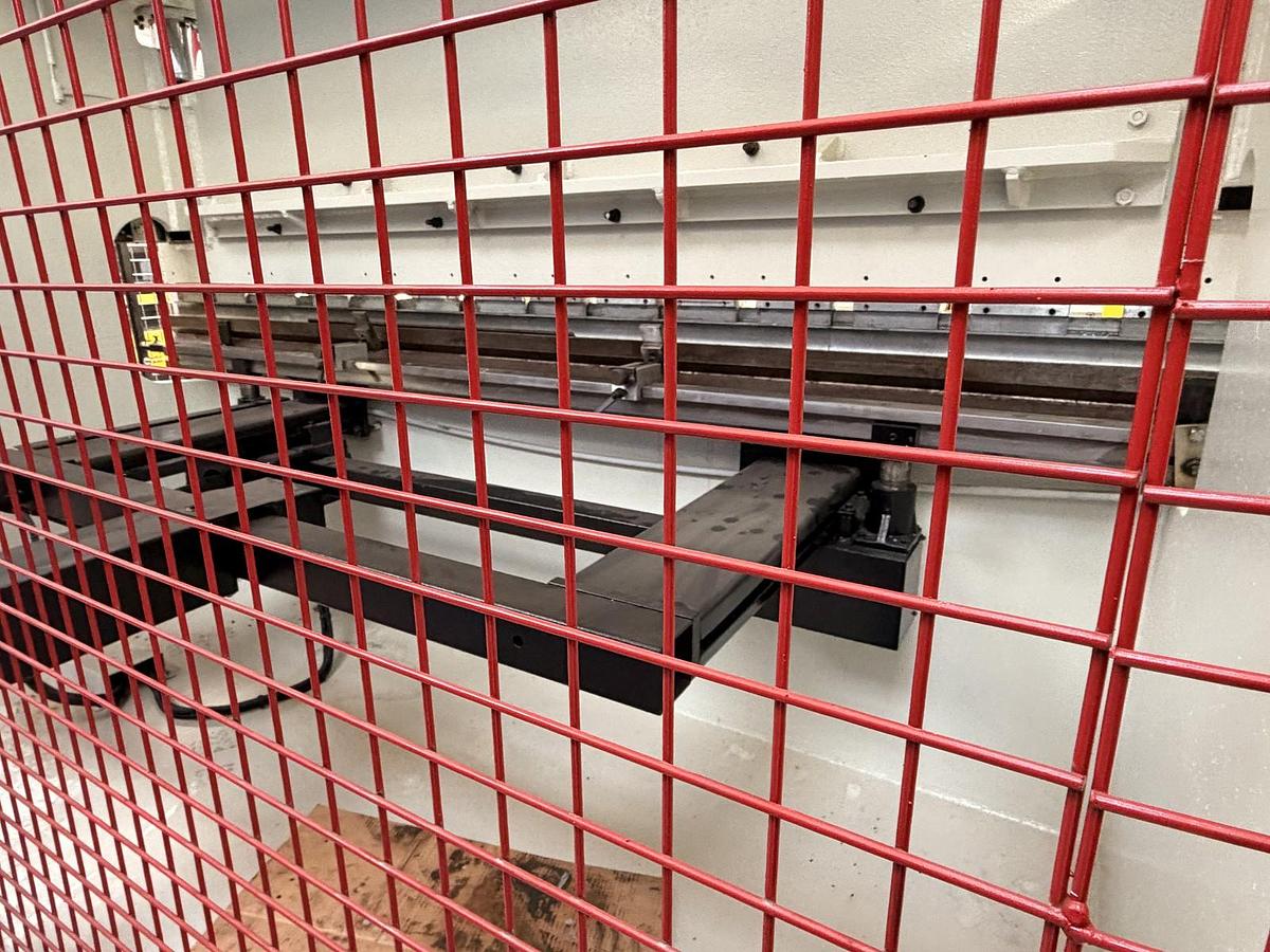 Usato PIEGATRICENOVASTILMEC IDRAULICA 3000X75