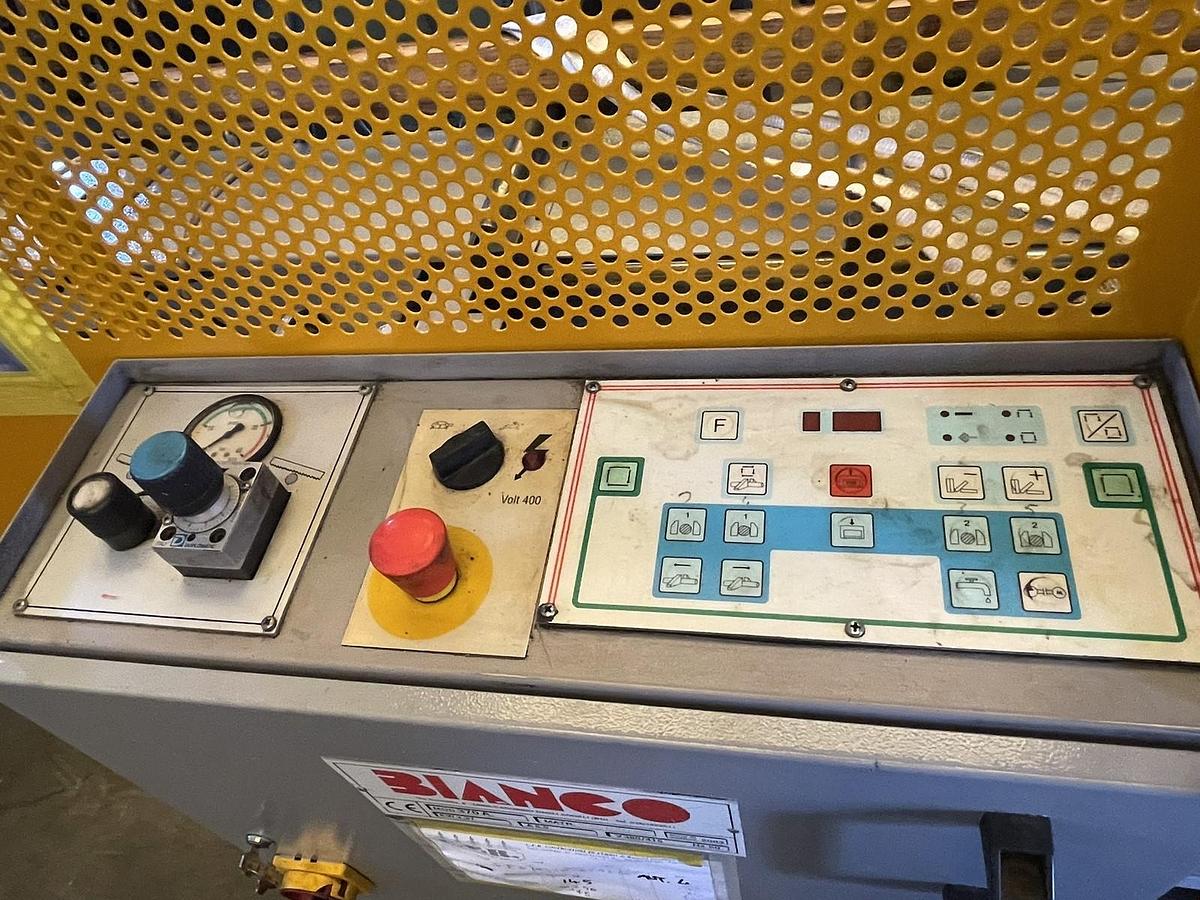 Usato SEGHETTO BIANCO 370 A AUTOMATICO