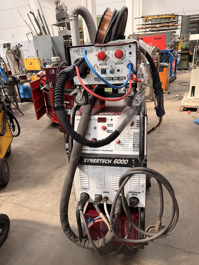 Usato SALDATRICE (N°18) WELDTRONIC SYNERTECH 6000  