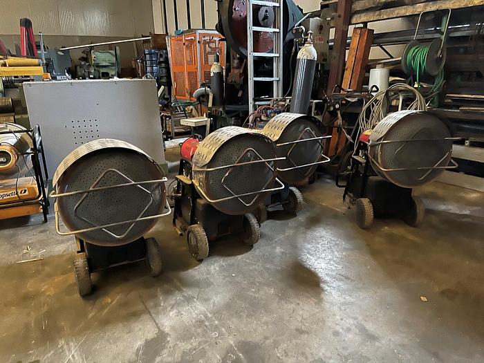 Usato GENERATORI MOBILI D’ARIA CALDA (NON FUNZIONANTI)