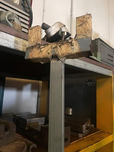 Usato SOLLEVATORE IDRAULICO OMCN 250 KG