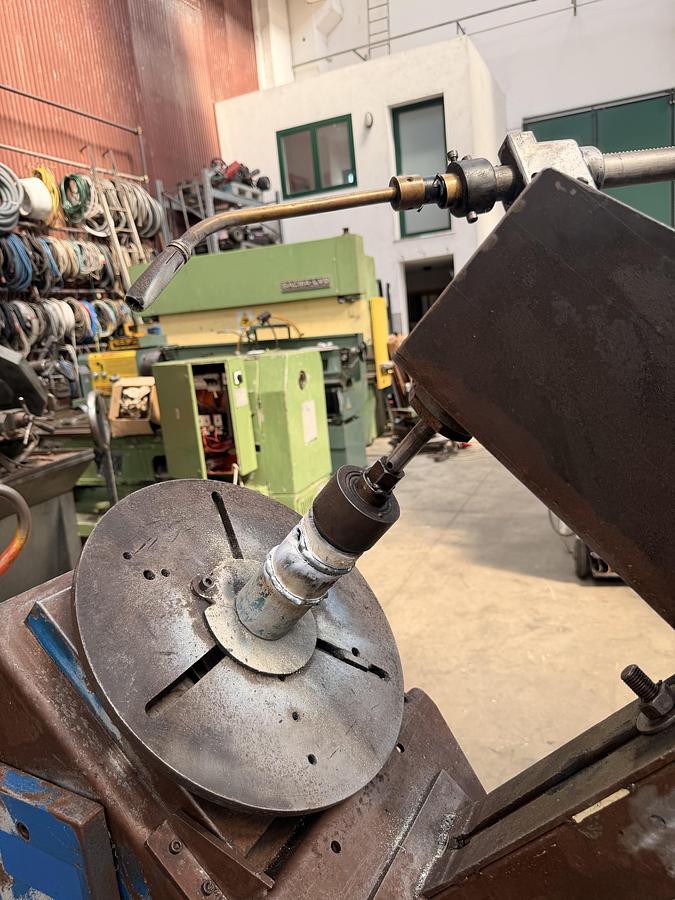 Usato POSIZIONATORE DI SALDATURA CON TORCIA AUTOMATICA