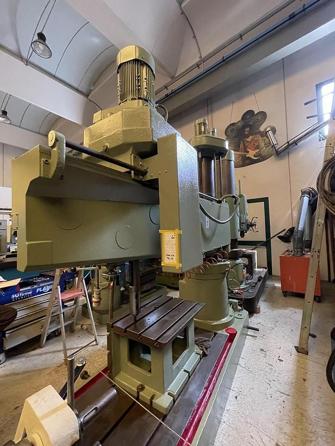 Usato TRAPANO RADIALE MAFAT 1600X70