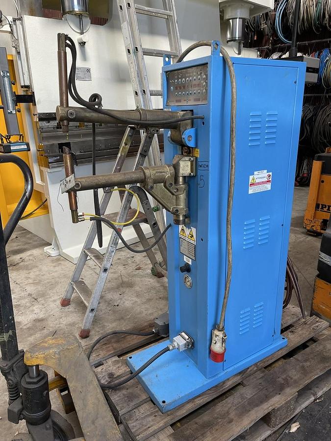 Usato PUNTATRICE (5) EME SM 30 F