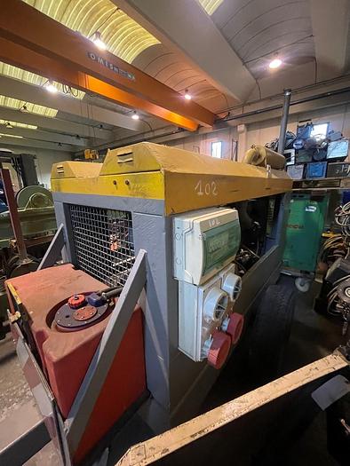 Usato GENERATORE DI CORRENTE 32 KW