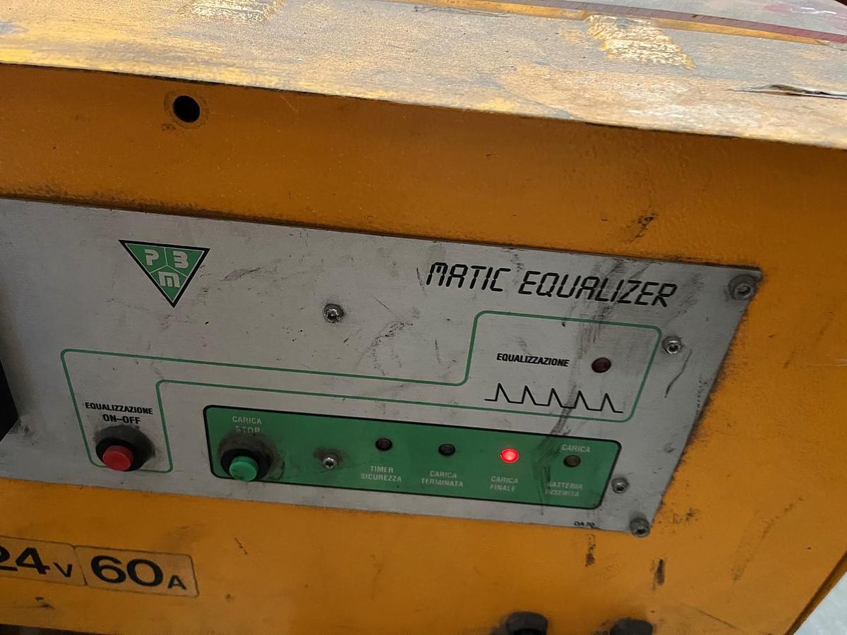 Usato TRANSPALLET ELETTRICO OM