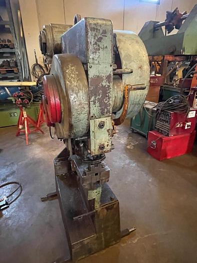 Usato PUNZONATRICE OMERA OMM