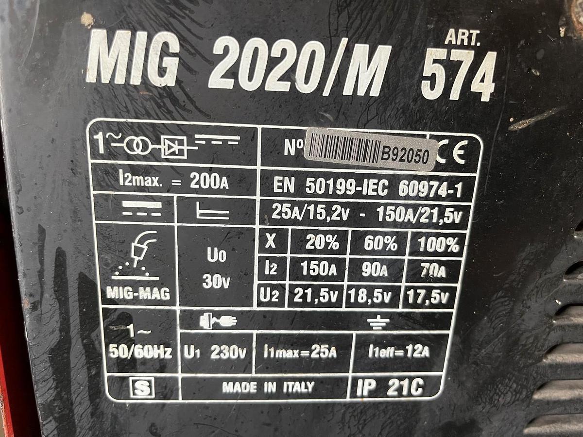 Usato SALDATRICE (N°5) CEBORA MIG 2020M (220 v)