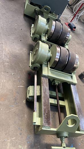 Usato POSIZIONATORI A RULLI PER CISTERNE