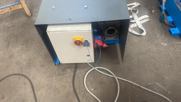 Usato POSIZIONATORI A RULLI PER CISTERNE