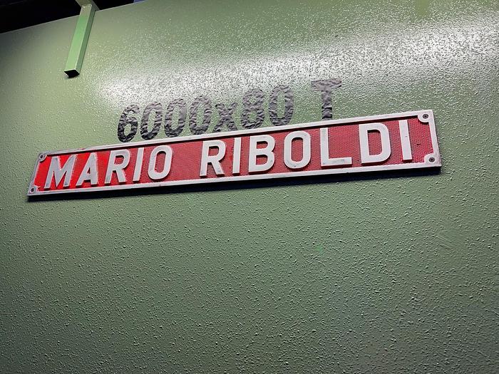 Usato PIEGATRICE MARIO RIBOLDI IDRAULICA 6000 X 80 TON