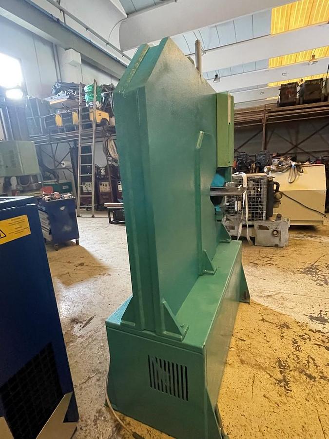 Usato PUNZONATRICE IMS PHY 1100