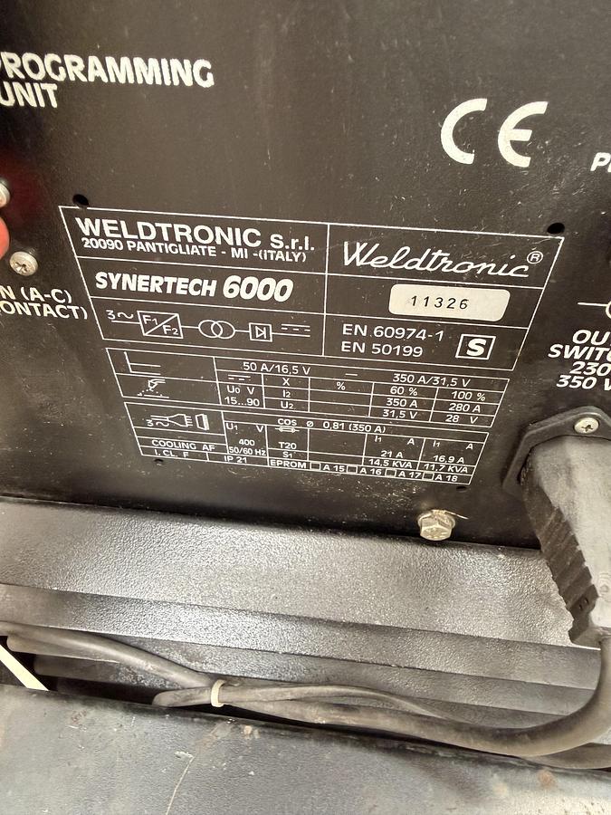 Usato SALDATRICE (N°18) WELDTRONIC SYNERTECH 6000  