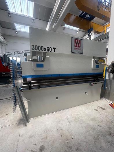 Usato PIEGATRICE MANDELLI IDRAULICA 3000X60 TON