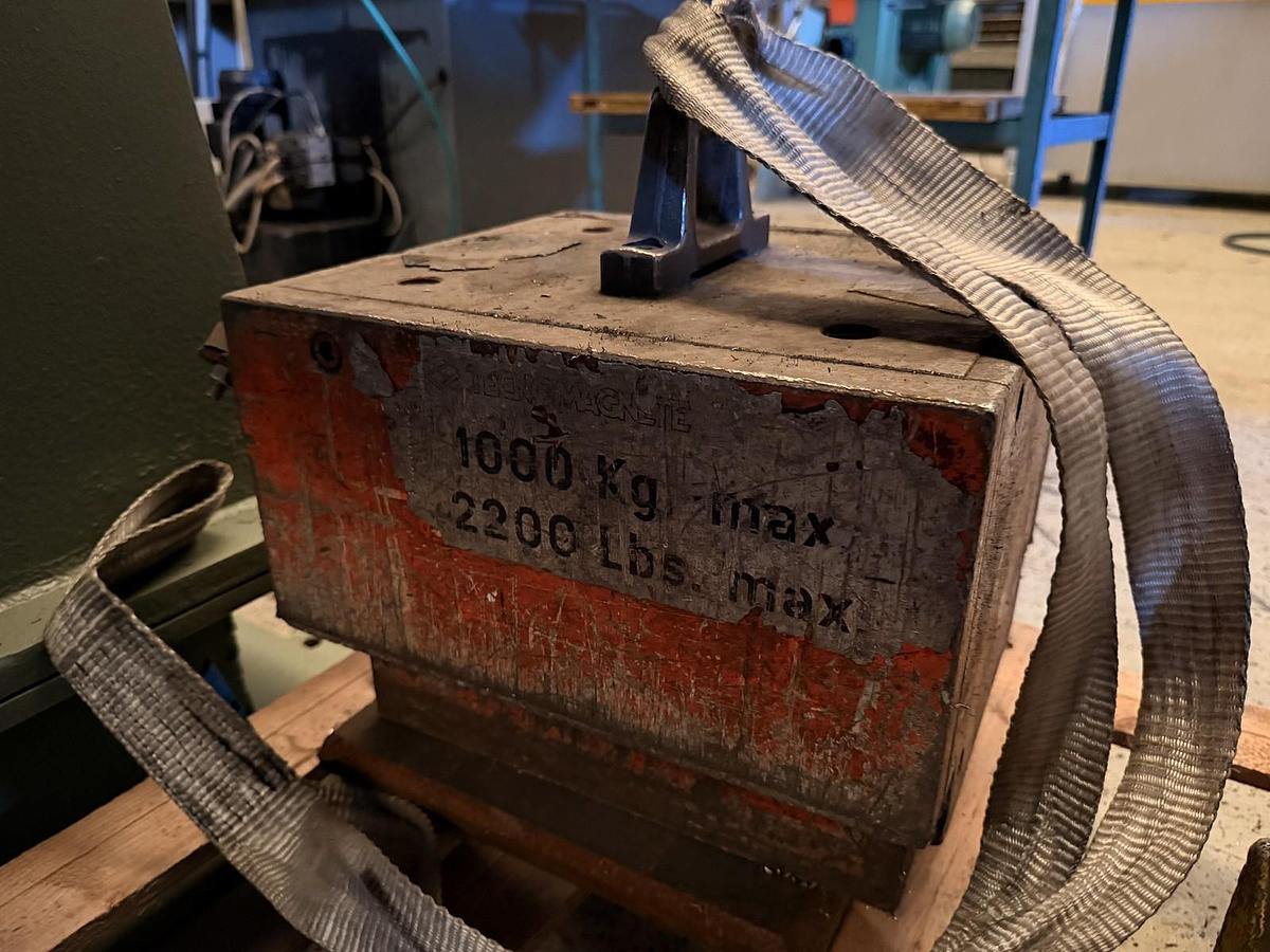 Usato MAGNETE DI SOLLEVAMENTO "TECNOMAGNETE"