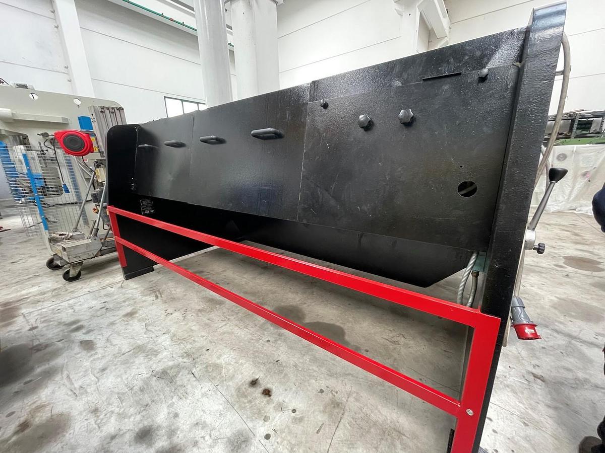 Usato CESOIA SCHIAVI IDRAULICA PROMECAM 3000X6 