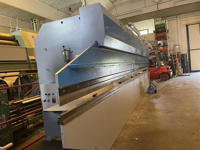 Usato PIEGATRICE GABELLA  MECCANICA 10.000 X 80 ton