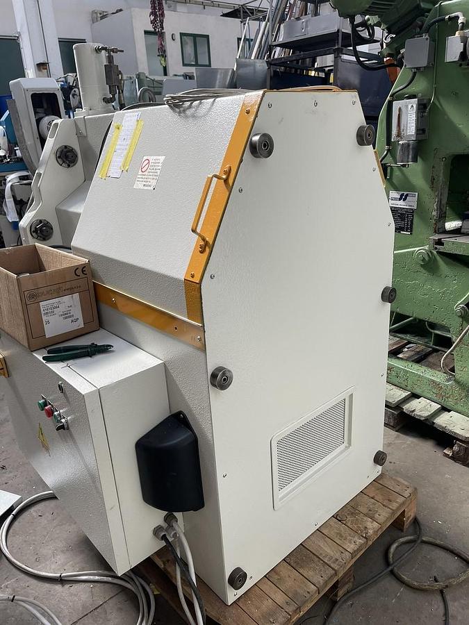 Usato PIEGAPROFILATI TAURING DELTA 50