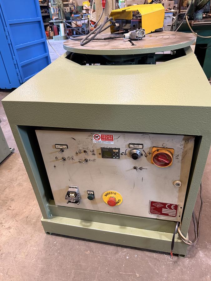 Usato POSIZIONATORE DI SALDATURA NUOVA CERSO TR400 IA