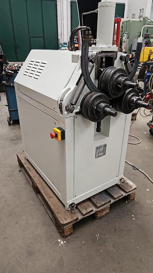 Usato PIEGAPROFILATI TAURING SAF DS 60