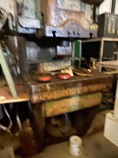 Usato PRESSA ERFURT 250t