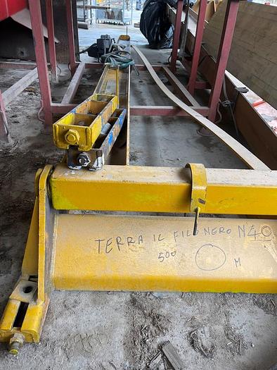 Usato GRU A BANDIERA 40