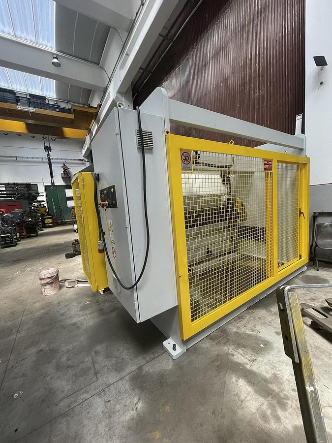 Usato PIEGATRICE IMAL IDRAULICA 3000X100 TON 