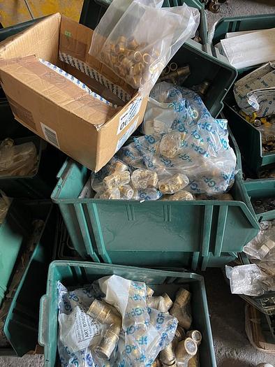 Usato RACCORDI IDRAULICI IN OTTONE