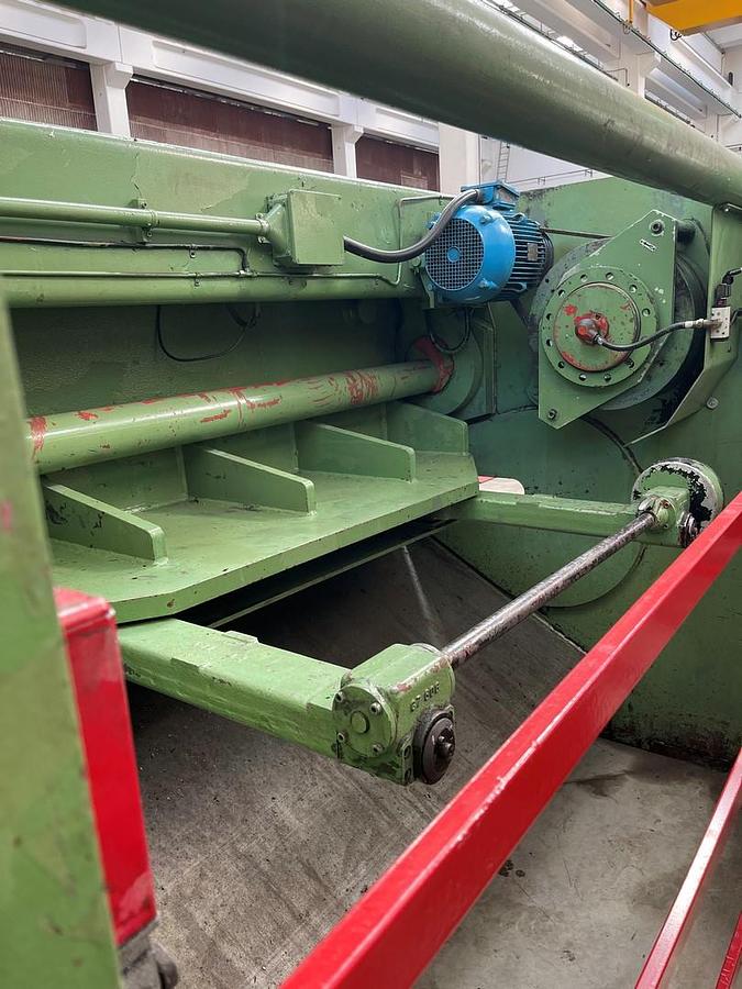 Usato CESOIA SACMA MECCANICA 2000X7