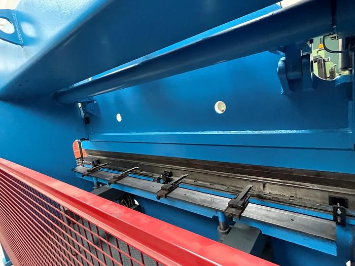 Usato PIEGATRICE COLGAR IDRAULICA 4000X120 TON