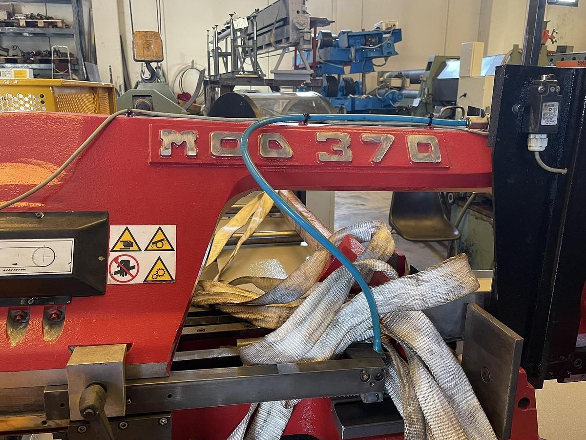 Usato SEGHETTO BIANCO 370 A AUTOMATICO