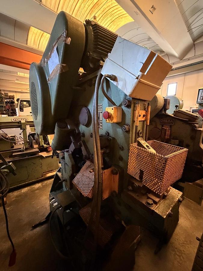 Usato PUNZONATRICE OMERA OSM 16