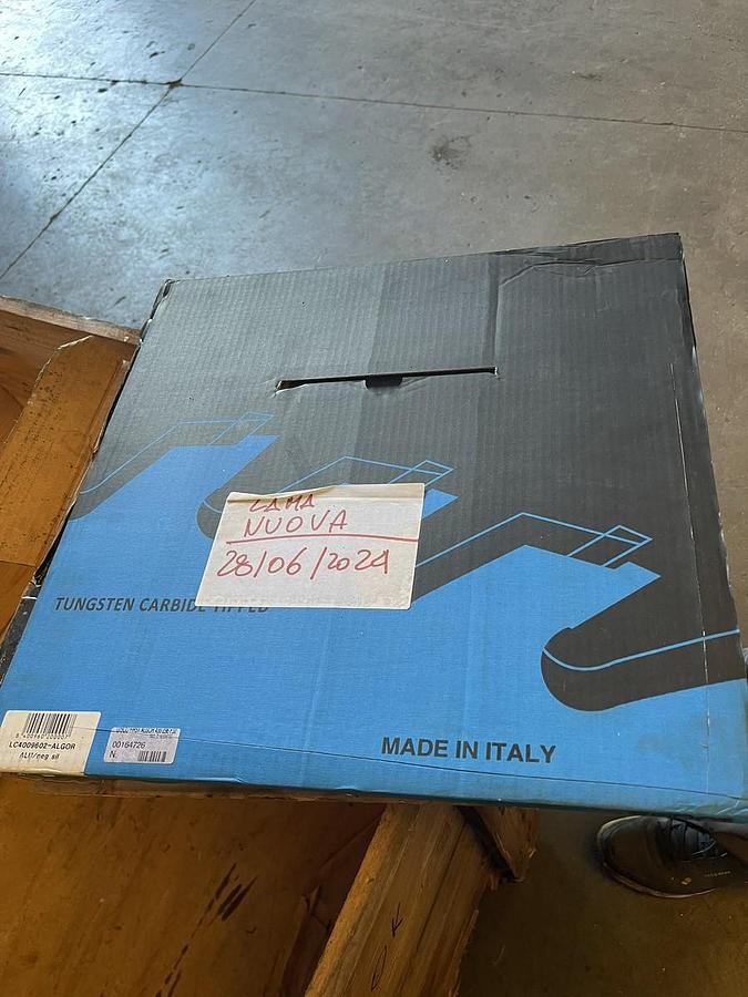 Usato TAGLIERINA ALLUMINIO / SEGA CIRCOLARE FOM INDUSTRIE PANDA 400