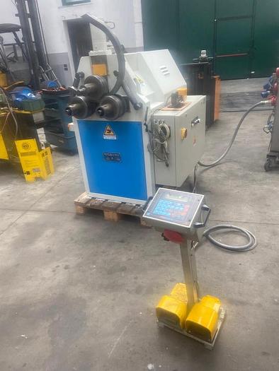 Usato PIEGAPROFILATI TAURING DELTA 50 CNC C